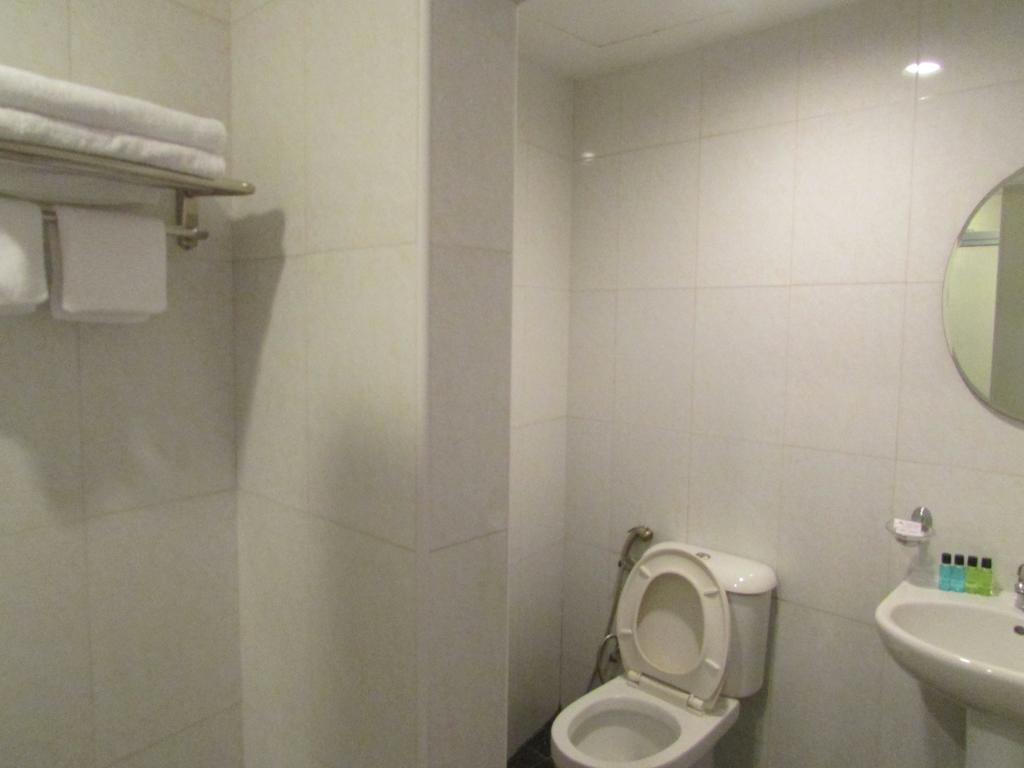 Amber Hotel Katong Сингапур Экстерьер фото